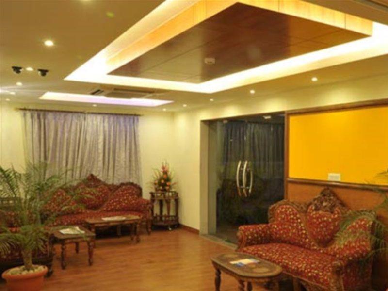 Hotel Emarald, New Delhi Extérieur photo